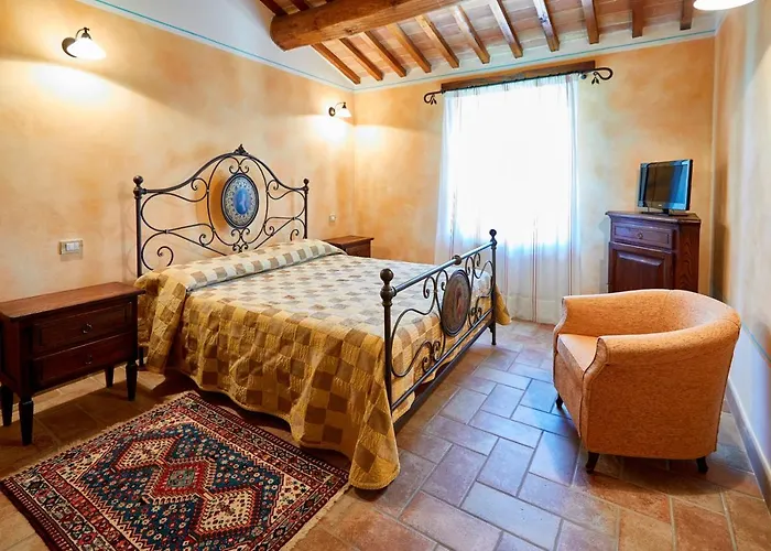 ファームステイ Il Molino Antico - 5 Girasoli スポレート